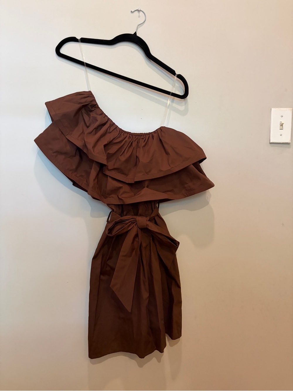 ‘Tensione In’ (Spanish brand!) Brown One-Shoulder Ruffle Waist-Tie Dress